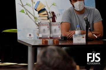 Armando Ravelo y Juan Carlos de Sancho presentarán sus obras este jueves en la Biblioteca Saulo Torón/Francisco Javier Santana y TA.   